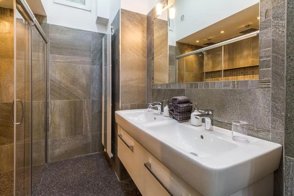 Stylish Apartment 5 Minutes Walk From City Center Prague Czech Republic