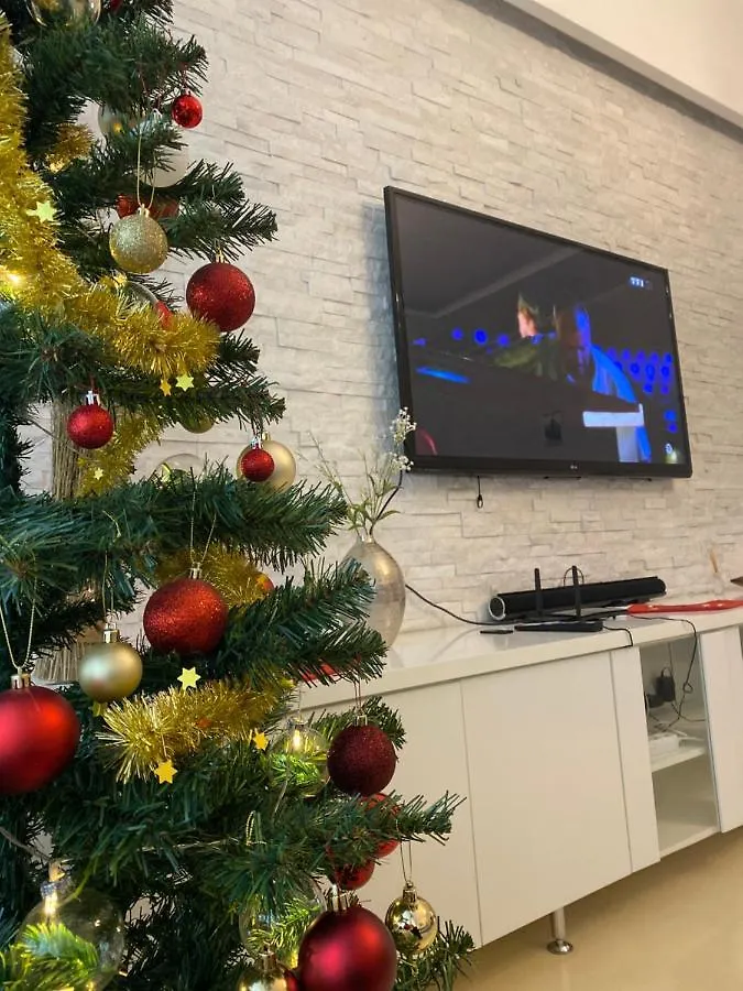 Stylish Apartment 5 Minutes Walk From City Center Prague
